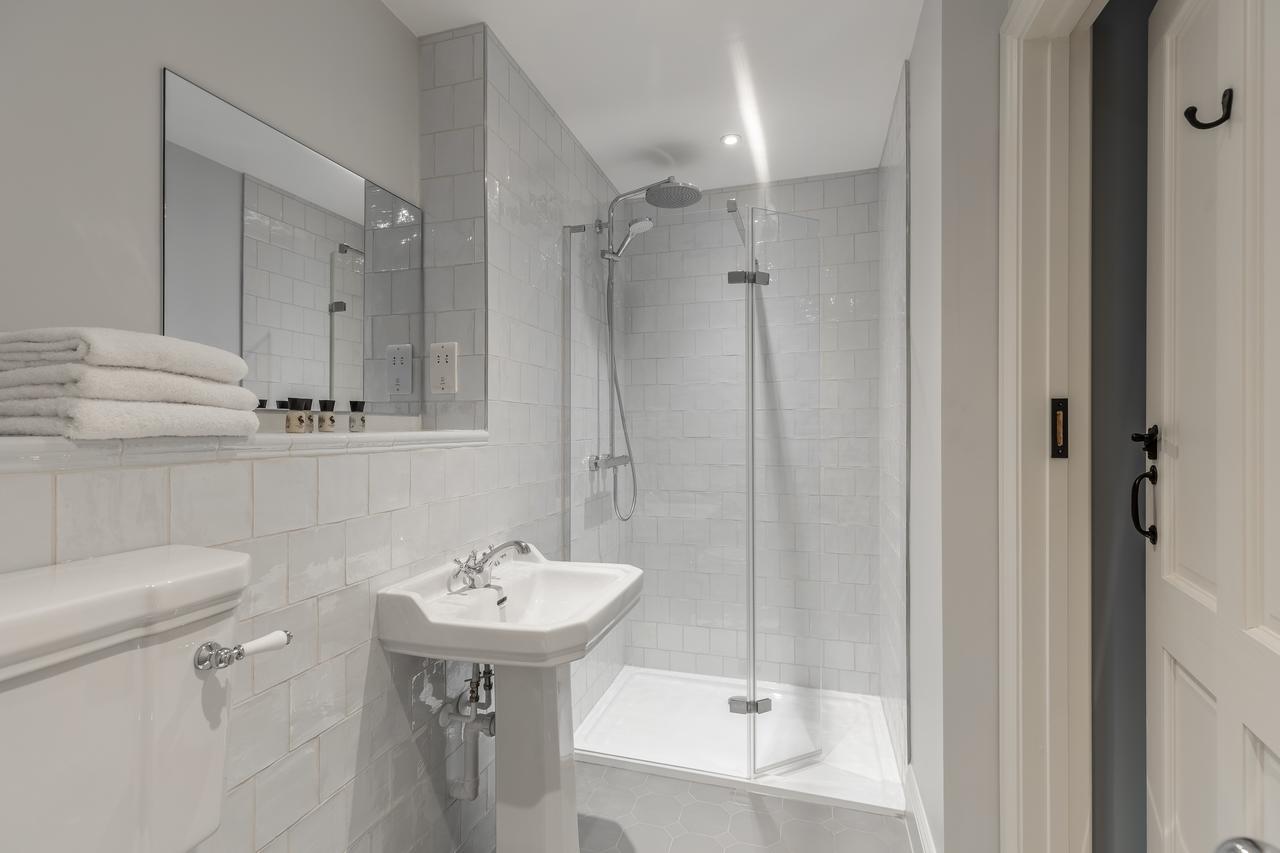 Lawn House Hotel Hatfield  Esterno foto