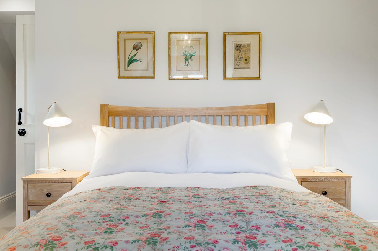 Lawn House Hotel Hatfield  Esterno foto